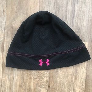 UNDER ARMOUR | Black Running Hat